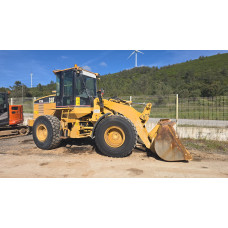 Pá carregadora Caterpillar 928G, 1999