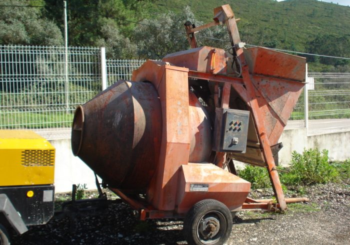 Betoneira Betomil 550E - 1991