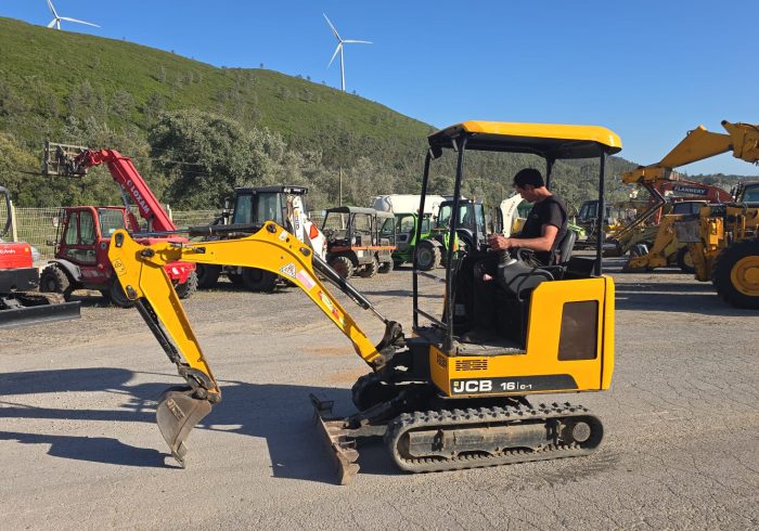 Miniescavadora JCB 16C-1 T3 - 2019