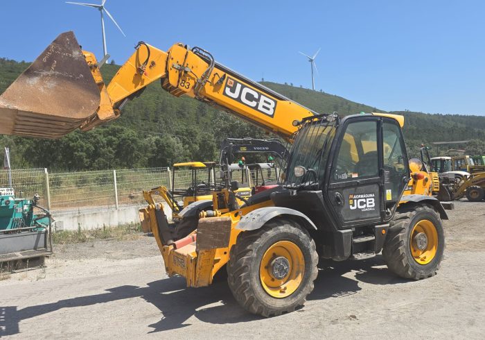 Empilhador telescópico JCB 540-140 - 2017