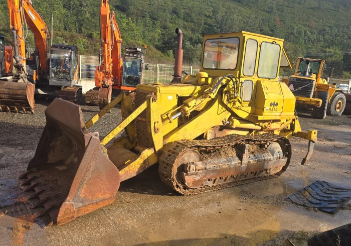 Carregadora de rastos Komatsu D57S-1 - 1991