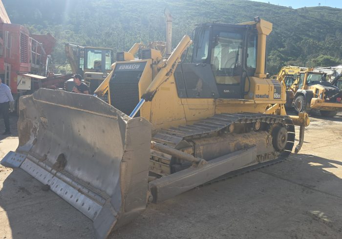Bulldozer Komatsu D65EX-15 - 2004