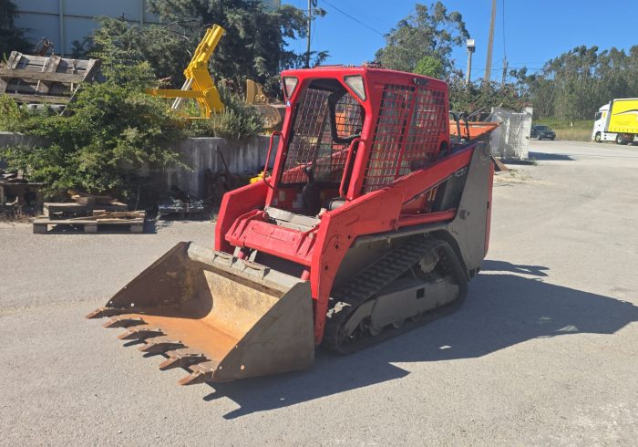 Minicarregadora de rastos Bobcat T110 - 2016